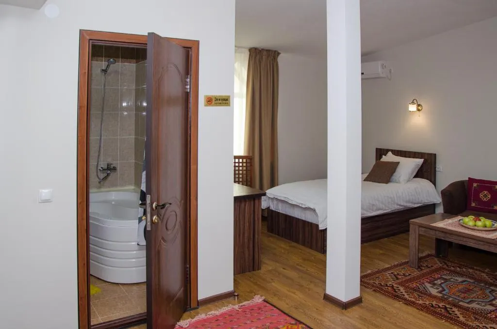 Jipek Joli Inn, Nukus - foto 19