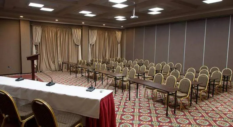 Comfort Hotel Astana, Астана - фото 15