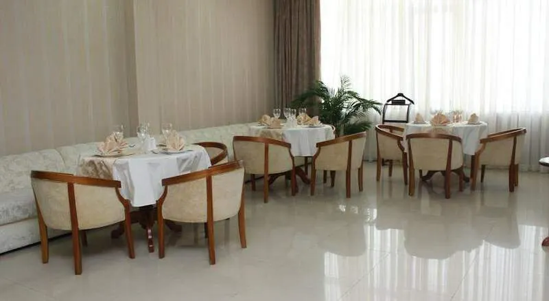 King Hotel Astana, Астана - фото 9