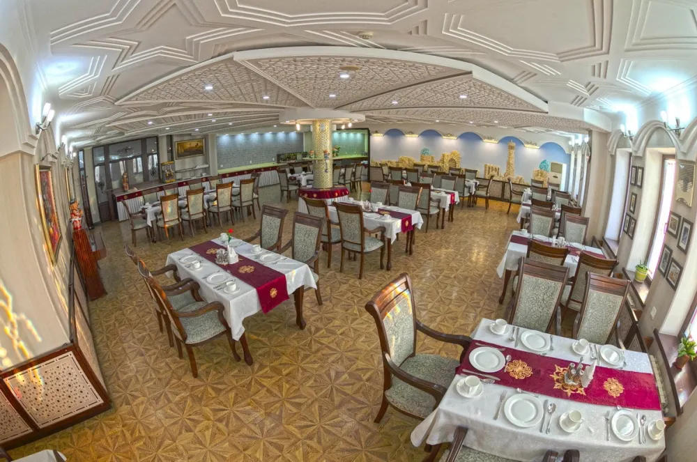 Zargaron Plaza, Бухара - фото 13
