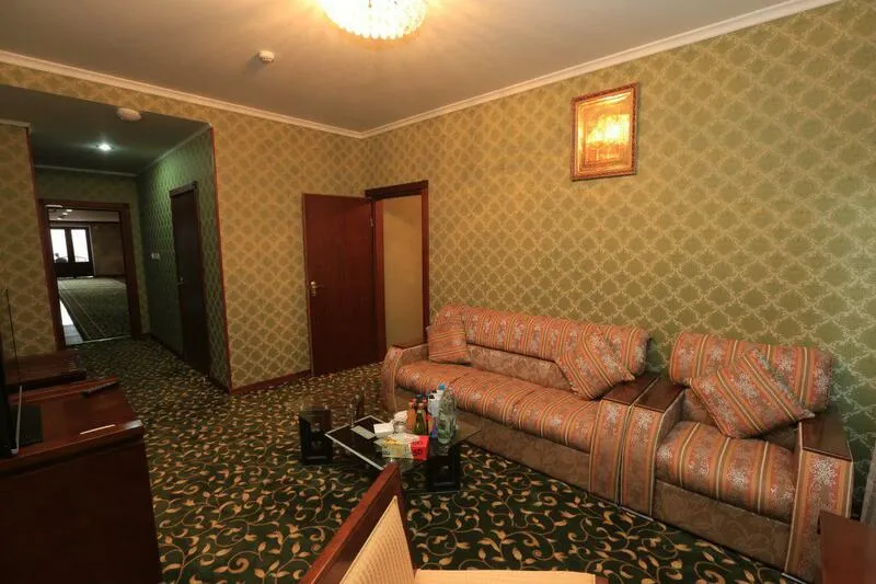 Zargaron Plaza, Бухара - фото 54