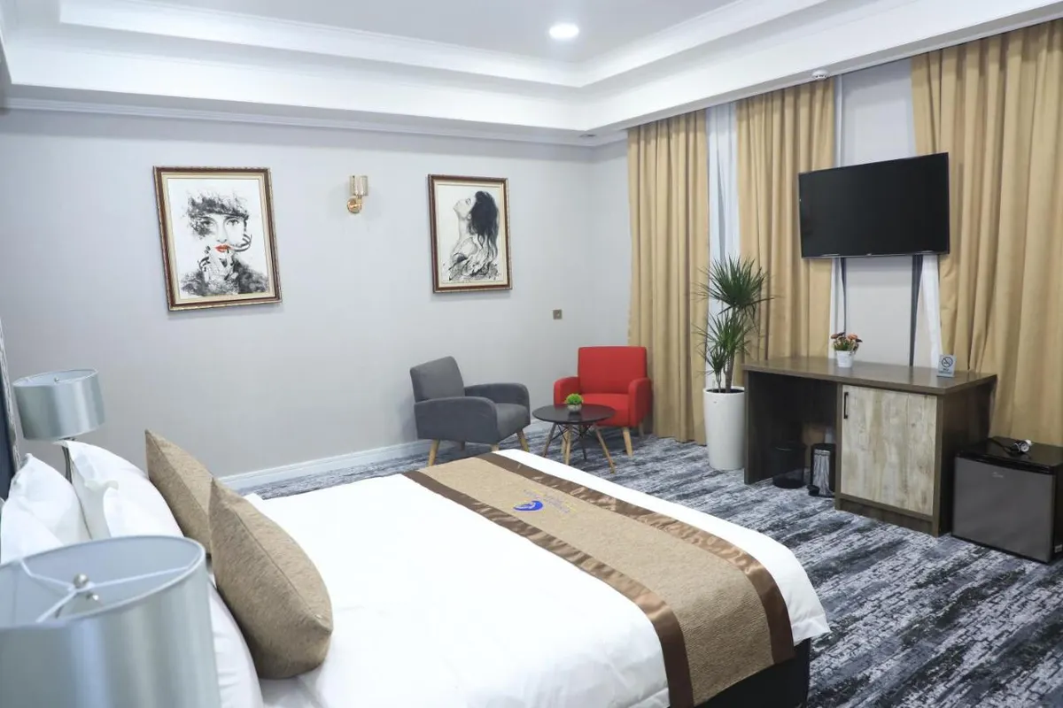 Tinchlik Plaza I, Navoi - photo 19
