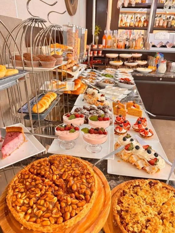 Garden Hotel Bishkek, Бишкек - фото 14