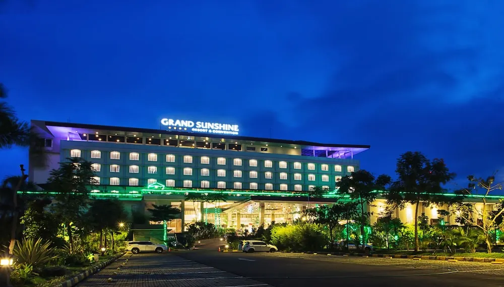 Grand Sunshine Resort and Convention, Bandung - photo 6