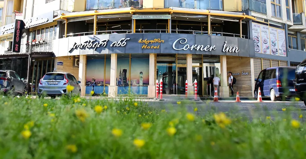 Corner Inn, Батуми - фото 2