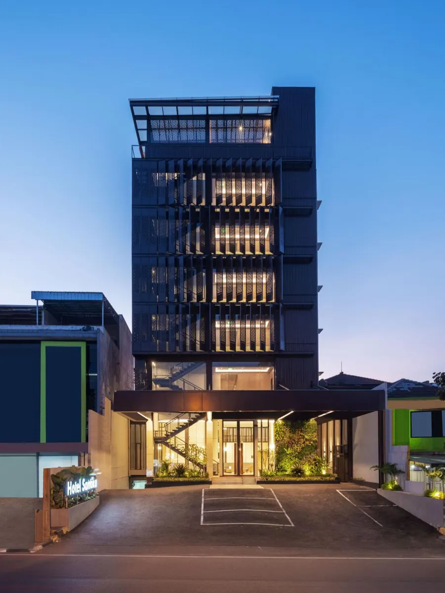 Hotel Santika Pasirkaliki, Bandung - main hotel photo
