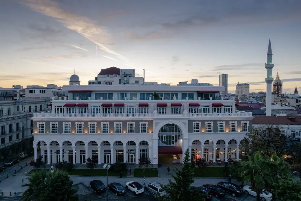Le Port Apart Hotel, Батуми - главное фото отеля