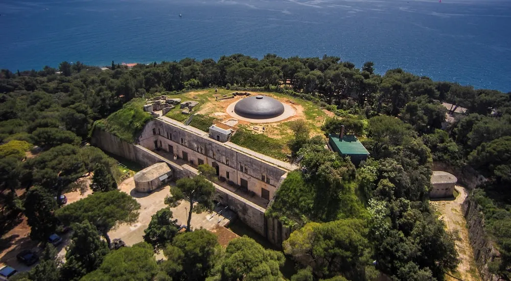 Galija, Pula - фото 2