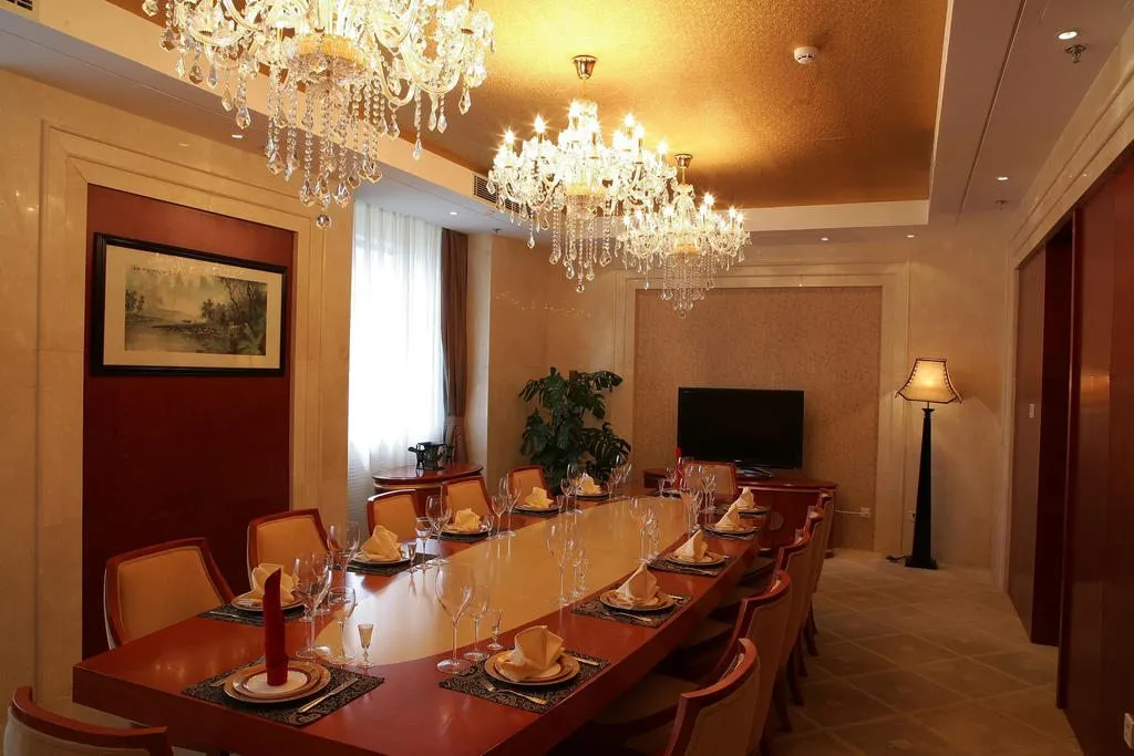Beijing Palace Soluxe Hotel Astana, Астана - фото 25