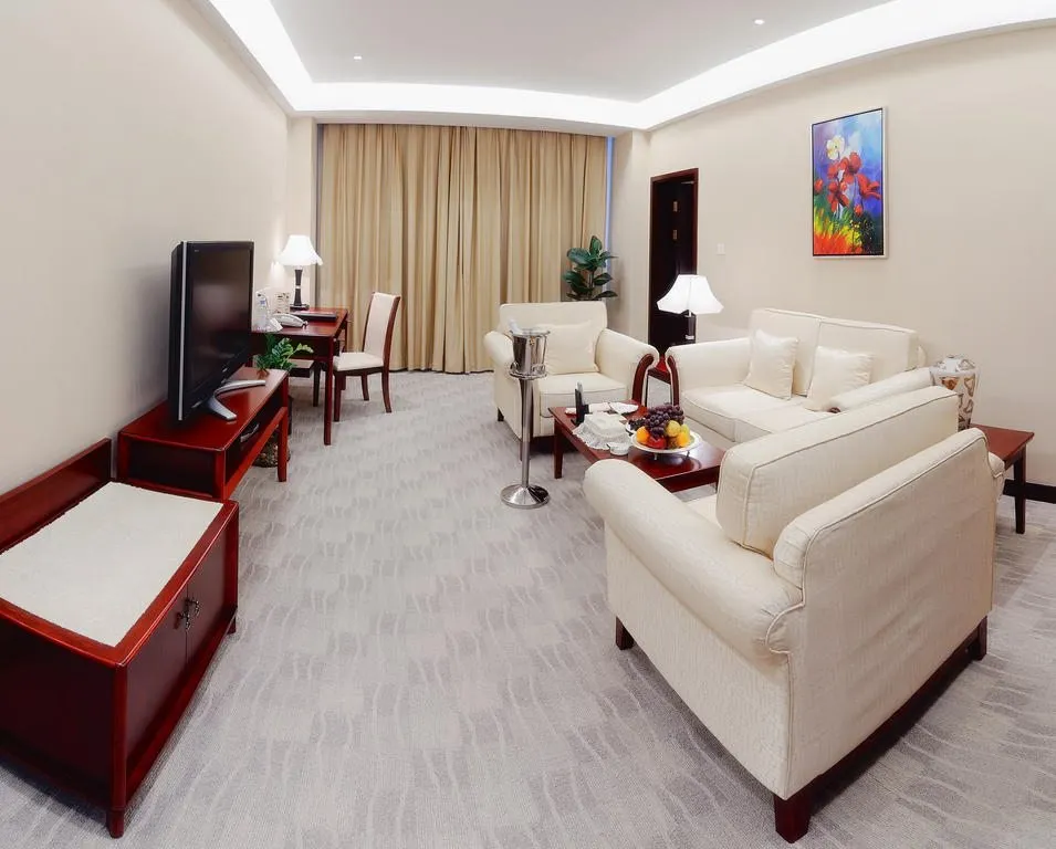 Beijing Palace Soluxe Hotel Astana, Астана - фото 10