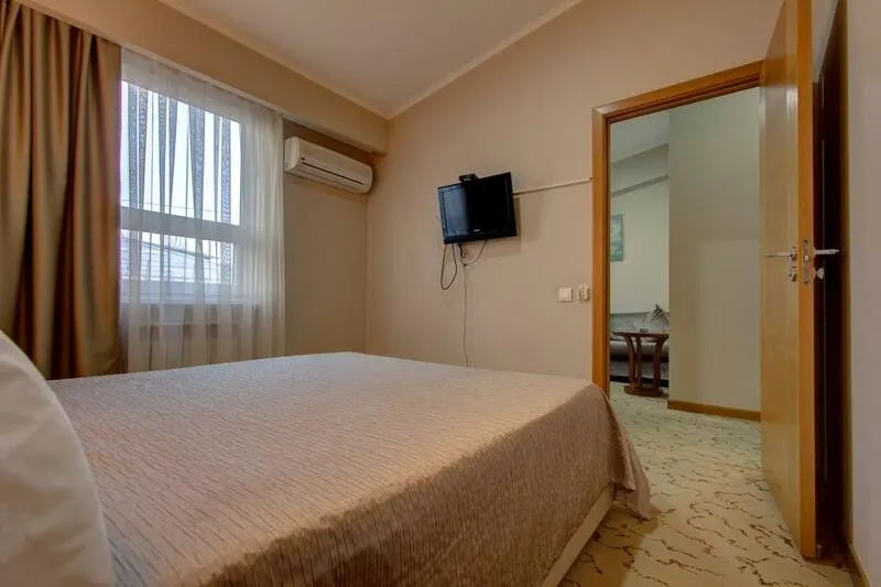 Bishkek Boutique, Бишкек - фото 16