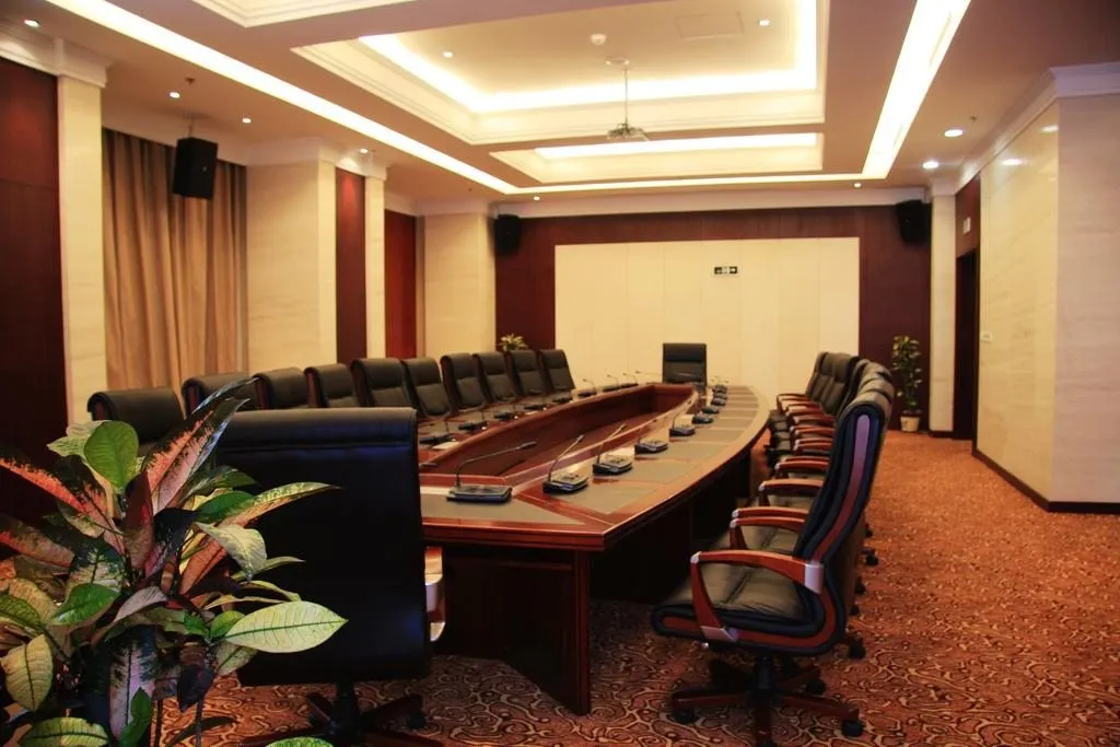 Beijing Palace Soluxe Hotel Astana, Астана - фото 46