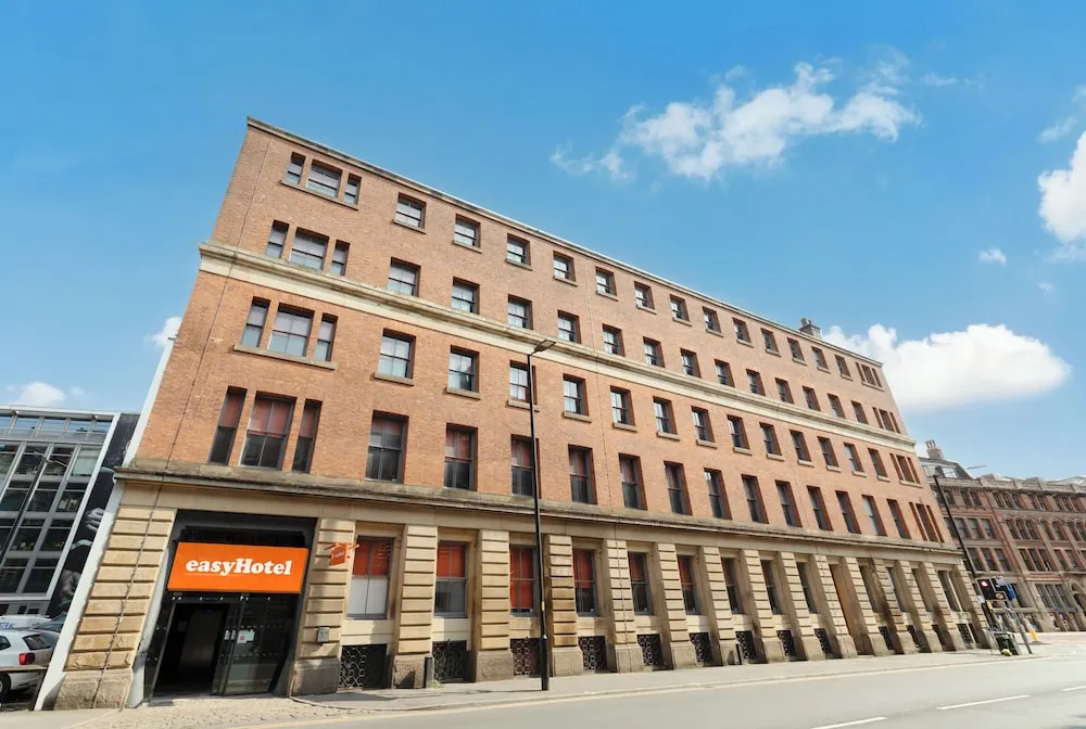 easyHotel Manchester City Centre, Manchester - photo 3