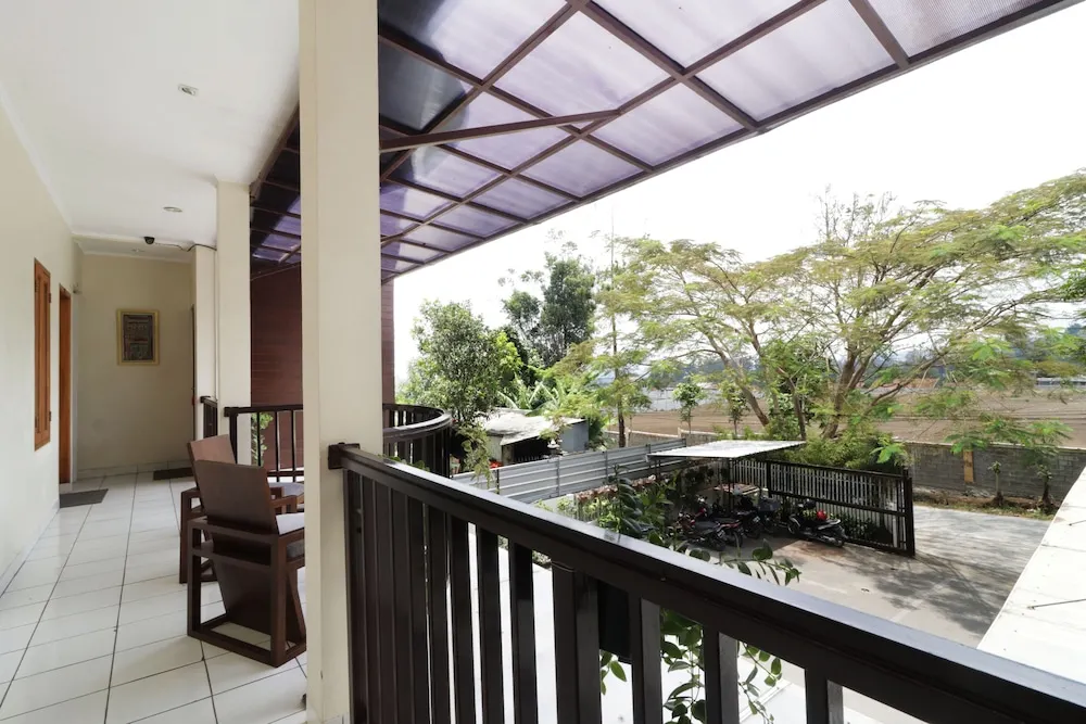 Jayagiri Guesthouse By Belgareti, Bandung - photo 4