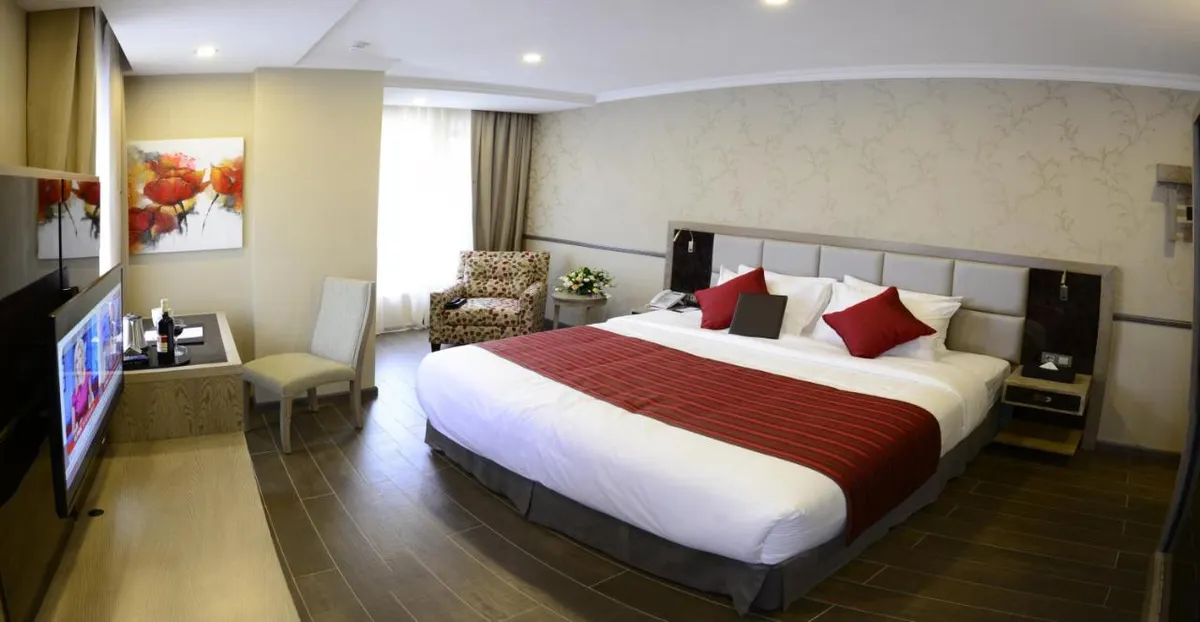 Ramada by Wyndham Bishkek Centre, Бишкек - фото 2