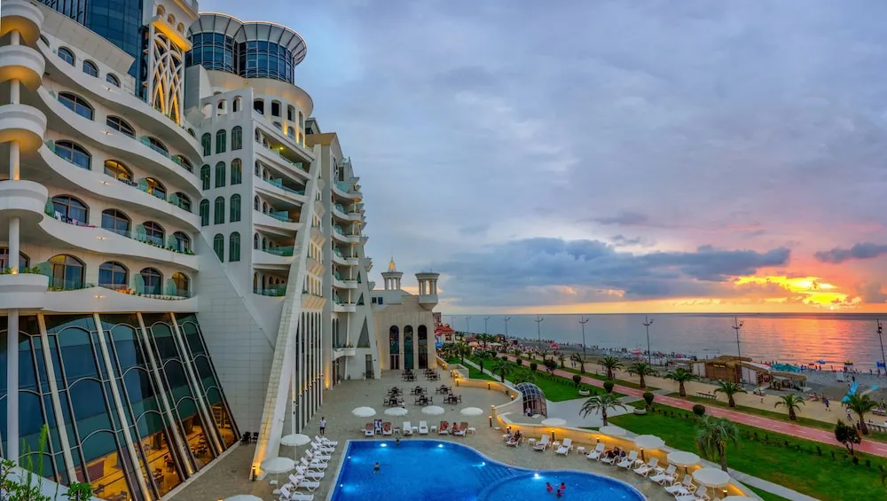 The Grand Gloria Hotel, Батуми - главное фото отеля