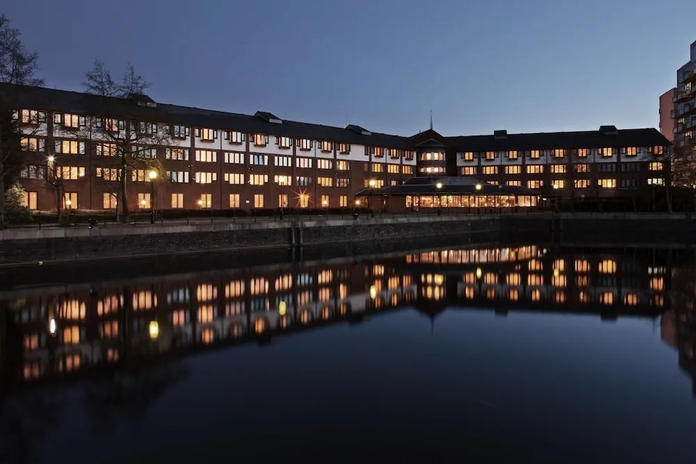 Copthorne Hotel Manchester Salford Quays, Manchester - main hotel photo