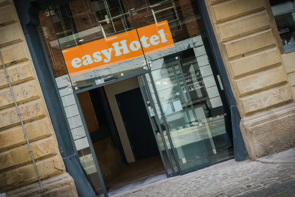 easyHotel Manchester City Centre, Manchester - photo 5
