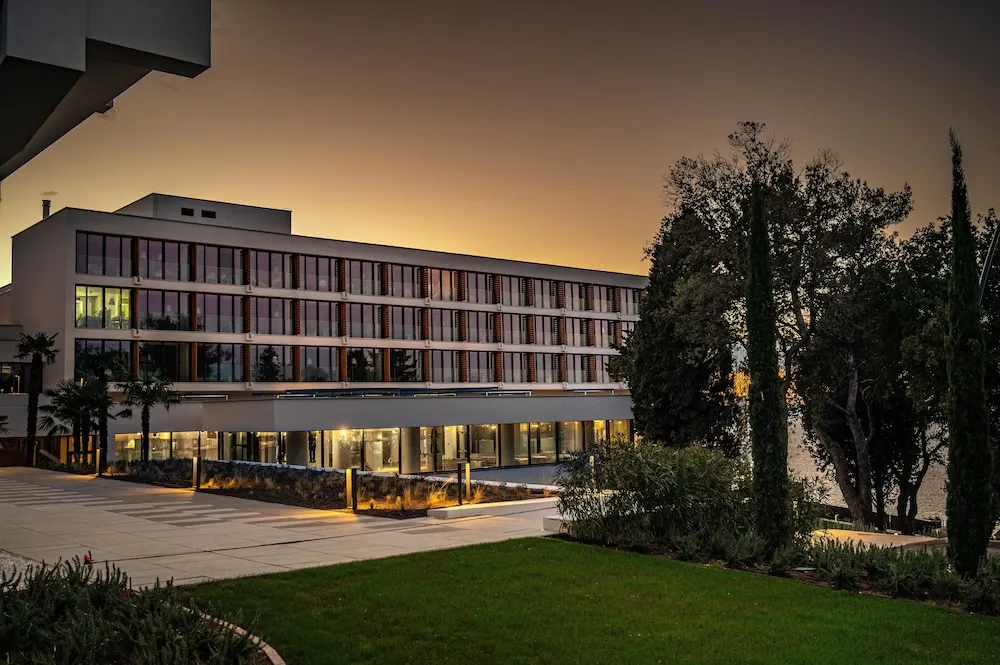 Grand Hotel Brioni Pula, A Radisson Collection Hotel, Pula - главное фото отеля