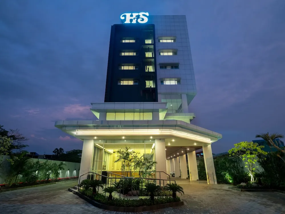 Hotel Santika Pasir Koja, Bandung - photo 3